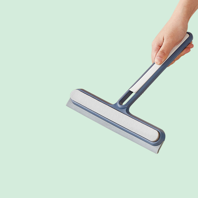 Multifunctional 4-in-1 windshield wiper