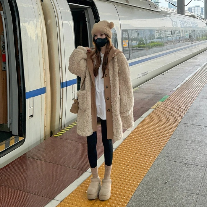 ベージュ(ショート丈)