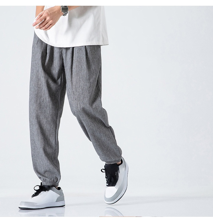 女性モデル着用綿麻ジョガーパンツ