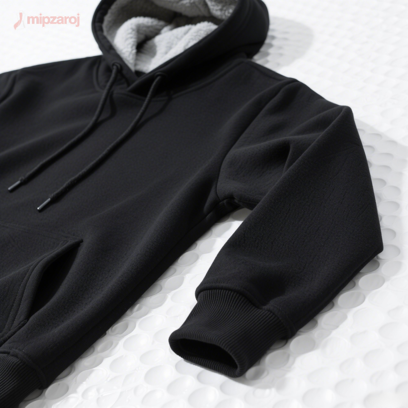 黒いスポーツスウェット