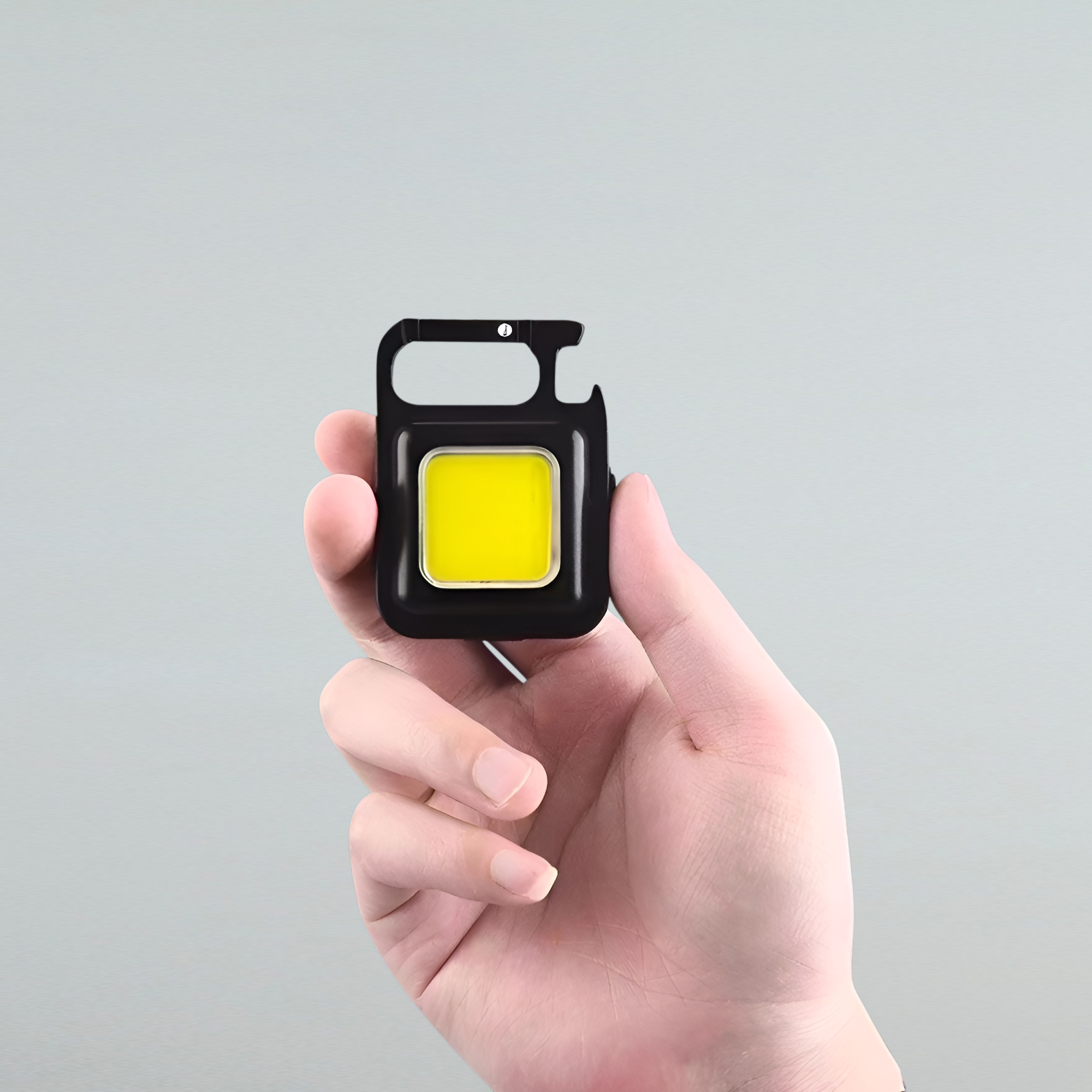 ポータブルポータブルキーホルダーキャンプライト多機能ワークライト充電式ミニ屋外明るい懐中電灯