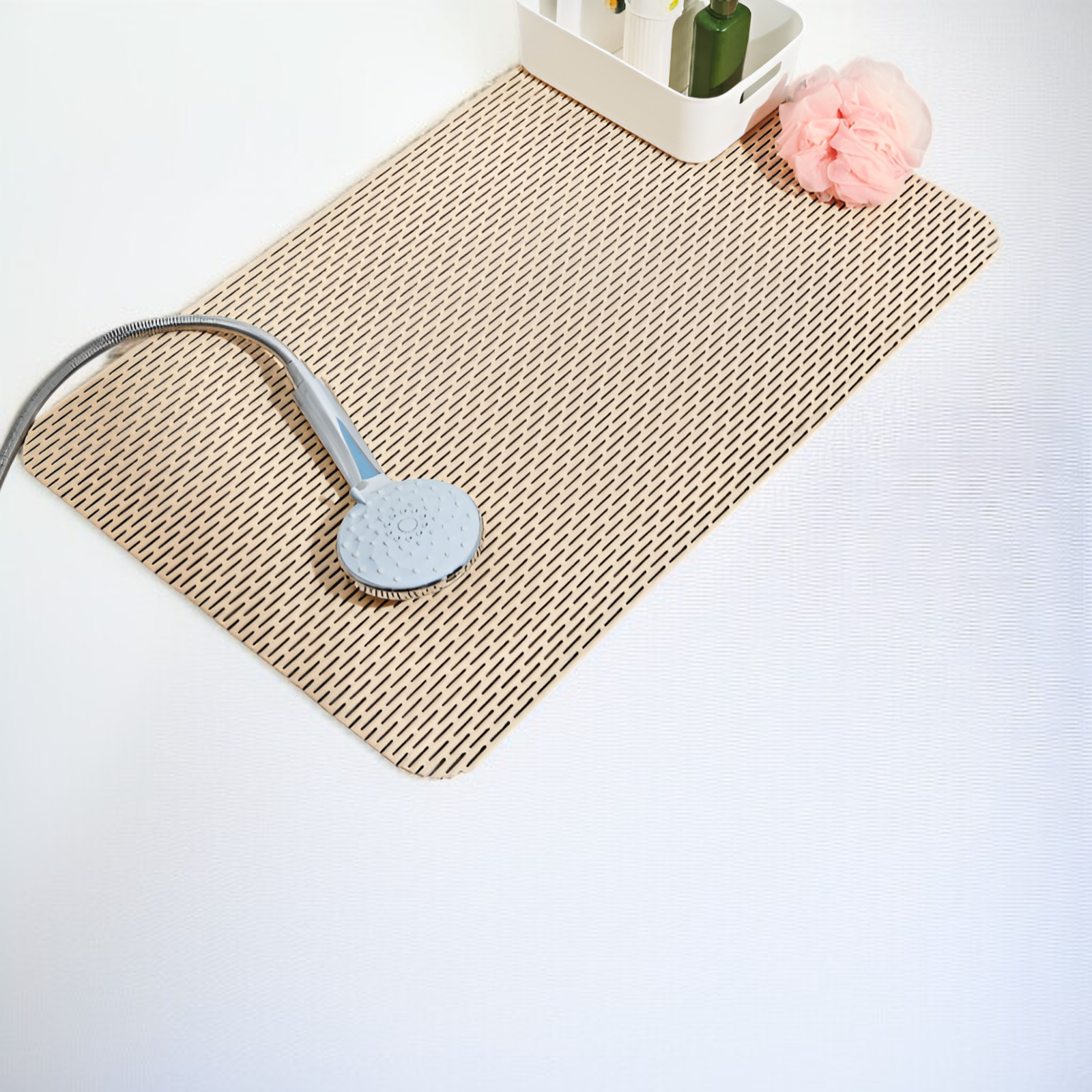 욕실 인테리어와 잘 어울리는 샤워 발판