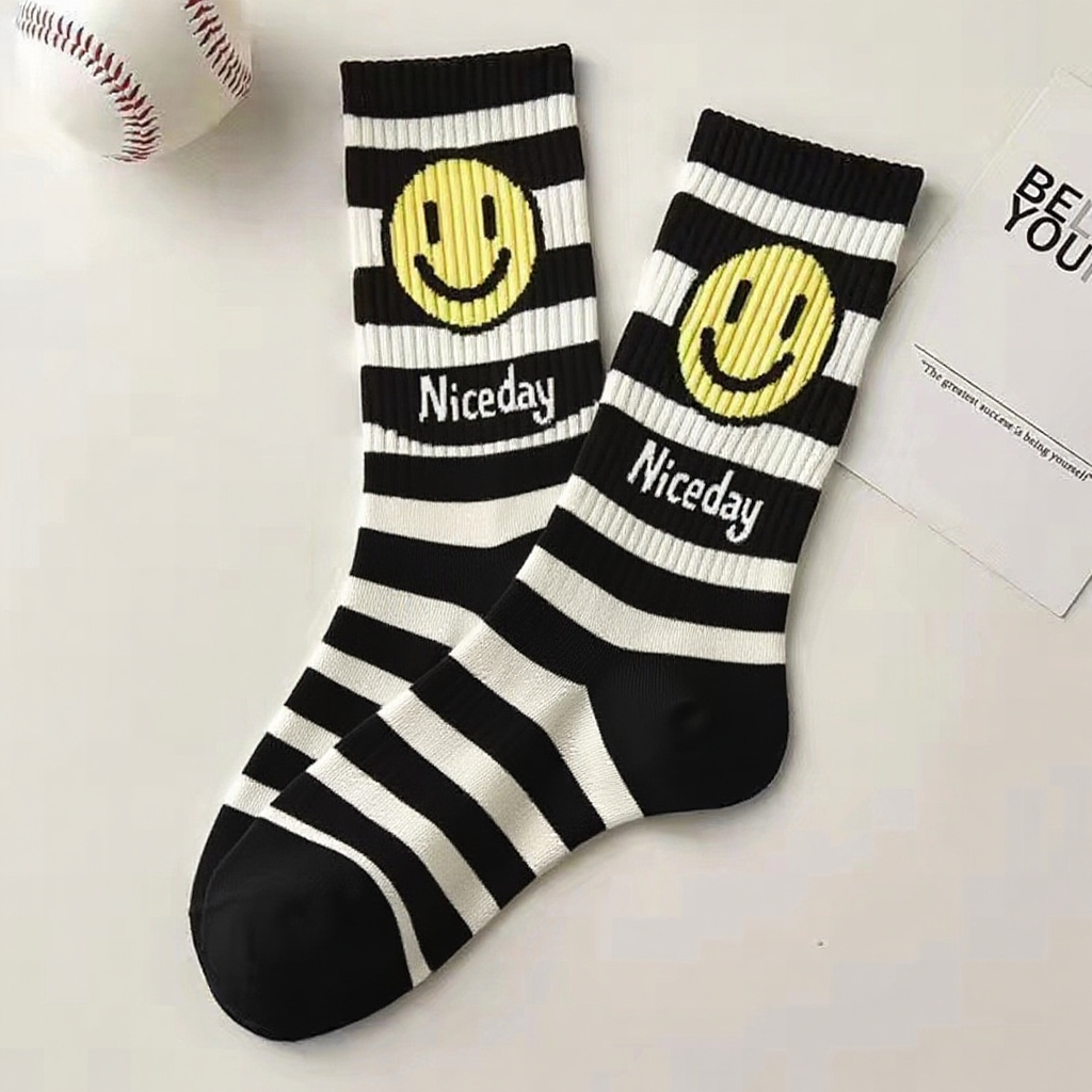 학원 커플 가을 겨울 양말 여중목 블랙 체크 스마일 스트라이프 패션 스타킹 풍조 스타킹