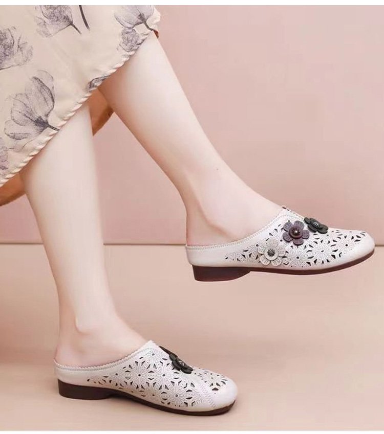 快適な履き心地の女性用透かし彫りサンダル