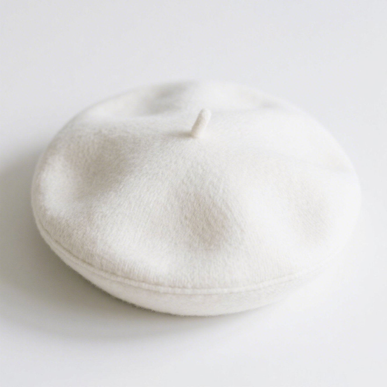 Baret ze 100% australské vlny – detail materiálu