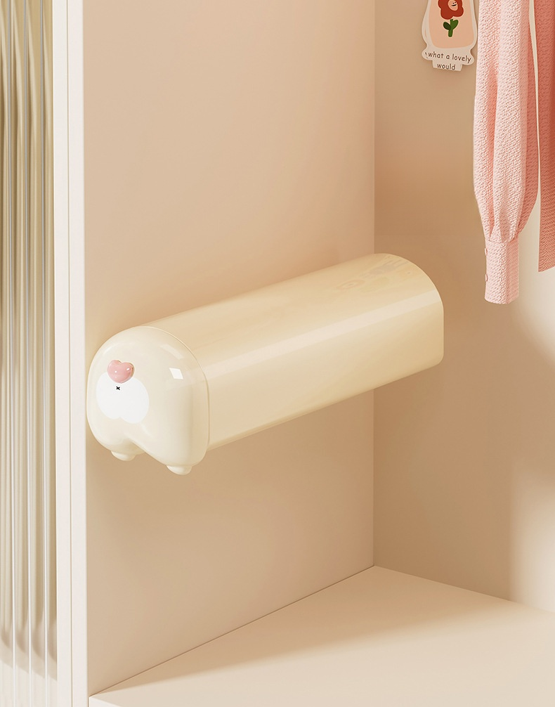 省スペースで多機能な壁掛け収納ボックス