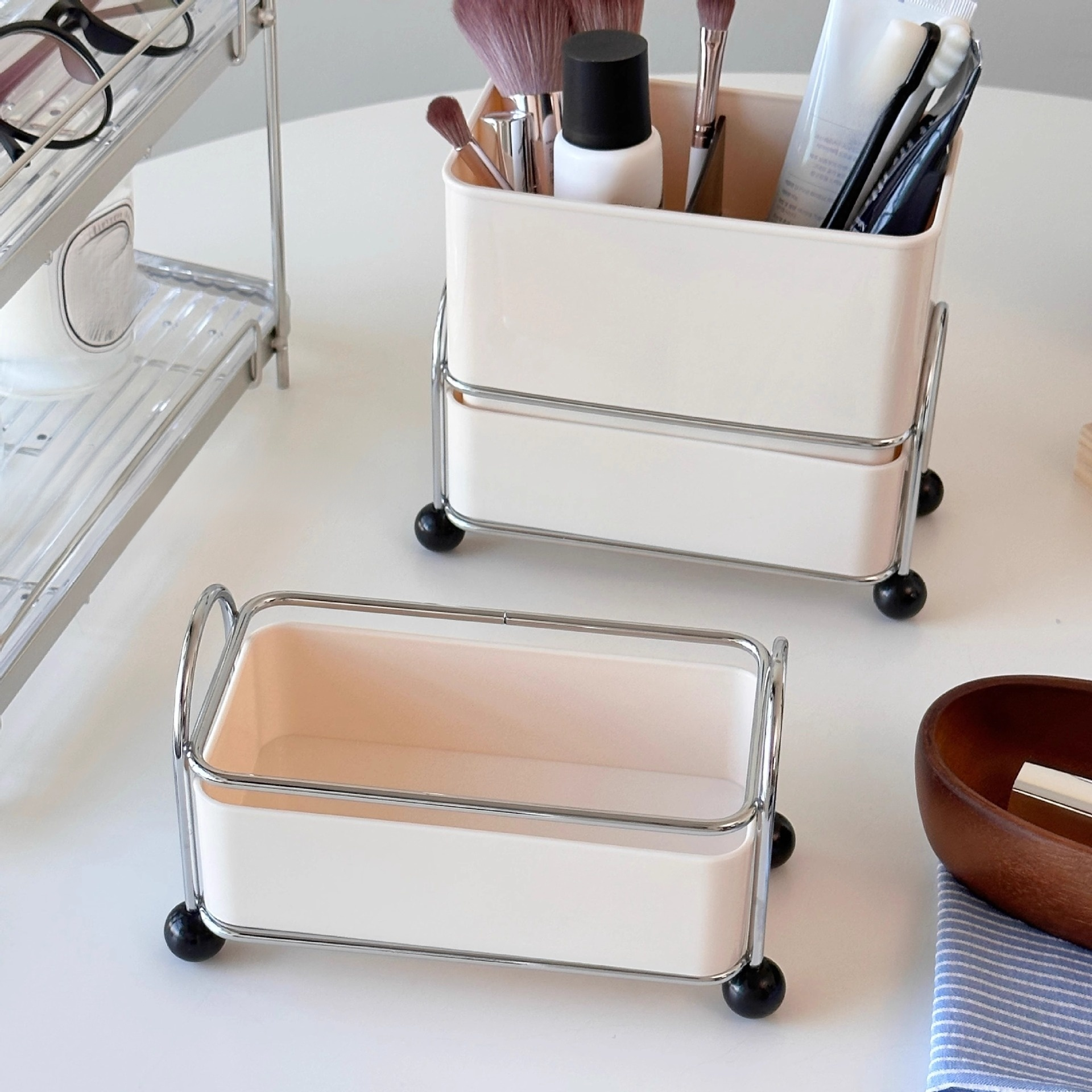 デスクトップ化粧品収納ラック洗面台排水収納ラックラック歯ブラシ歯磨き粉コーム二重層収納ボックス