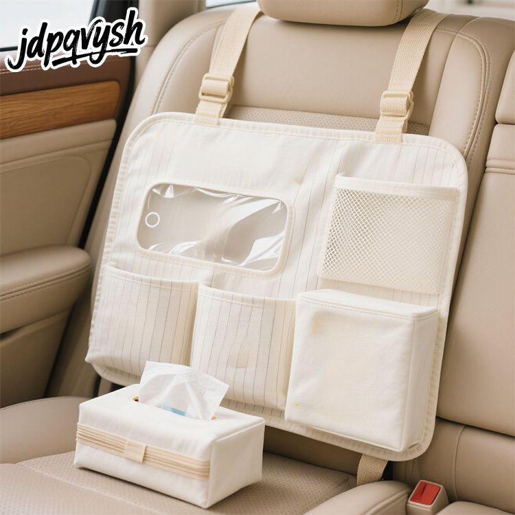 車の背もたれに取り付けた収納袋の全体イメージ