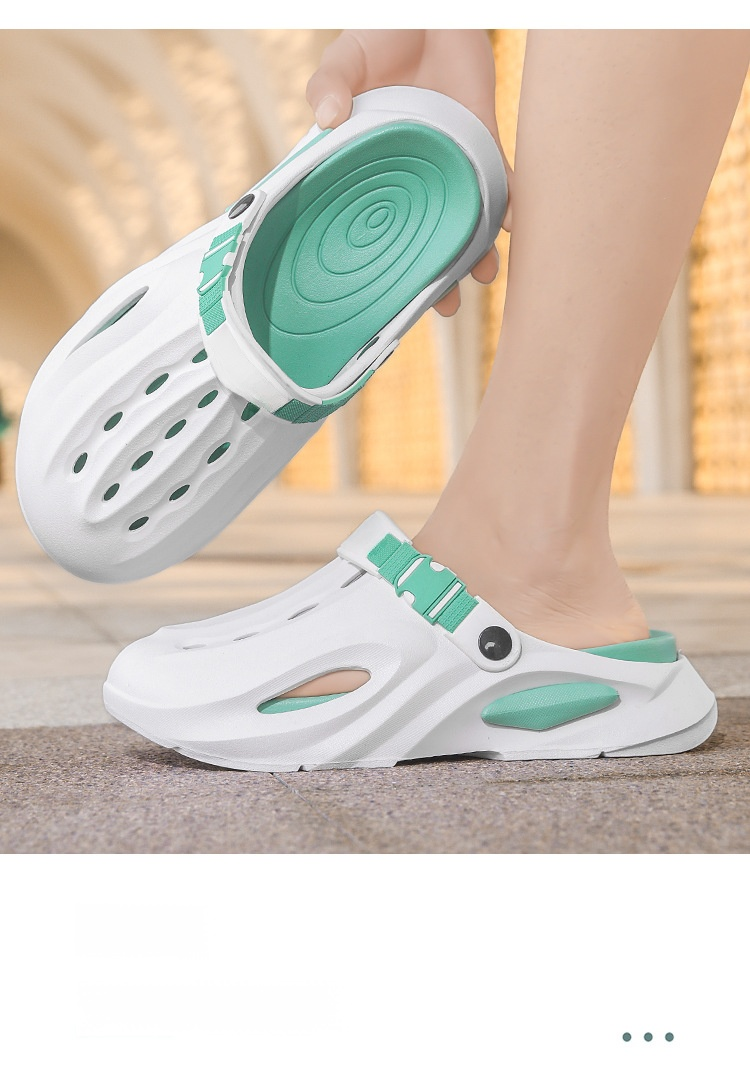 실내외 모두 착용 가능한 여성 슬리퍼