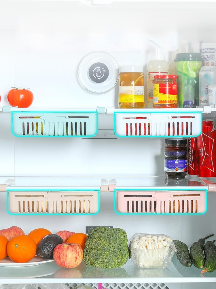 Retractable refrigerator storage box