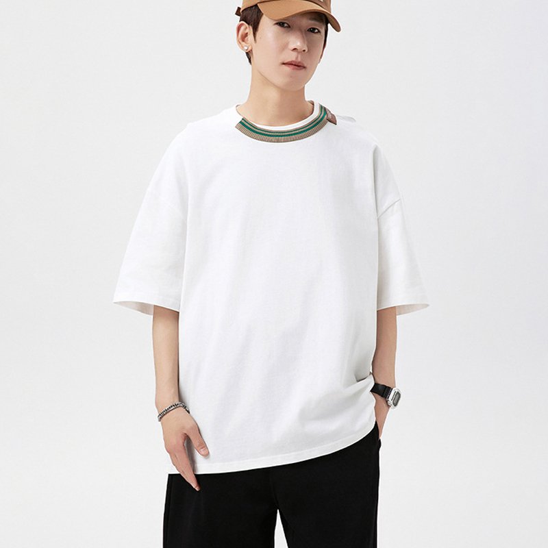 Volné jednobarevné módní krátké tričko v japonském stylu