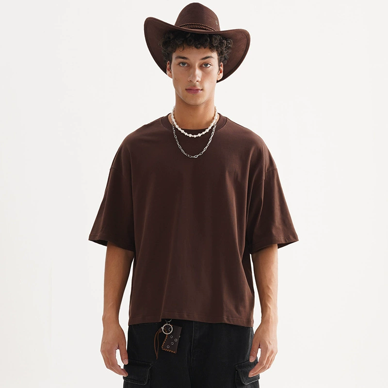 Új, rövid, bő fazonú, tiszta pamutból készült, rövid ujjú