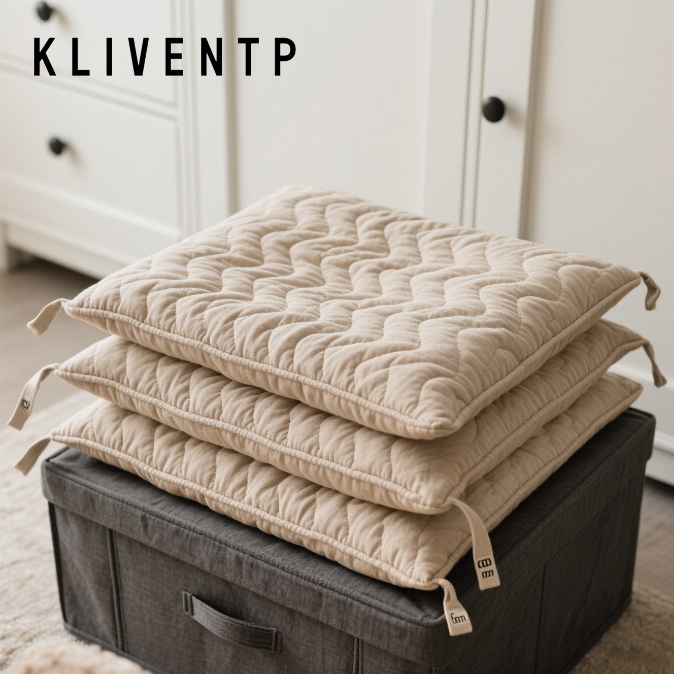 Lace-up seat cushion for comfort after long sitting