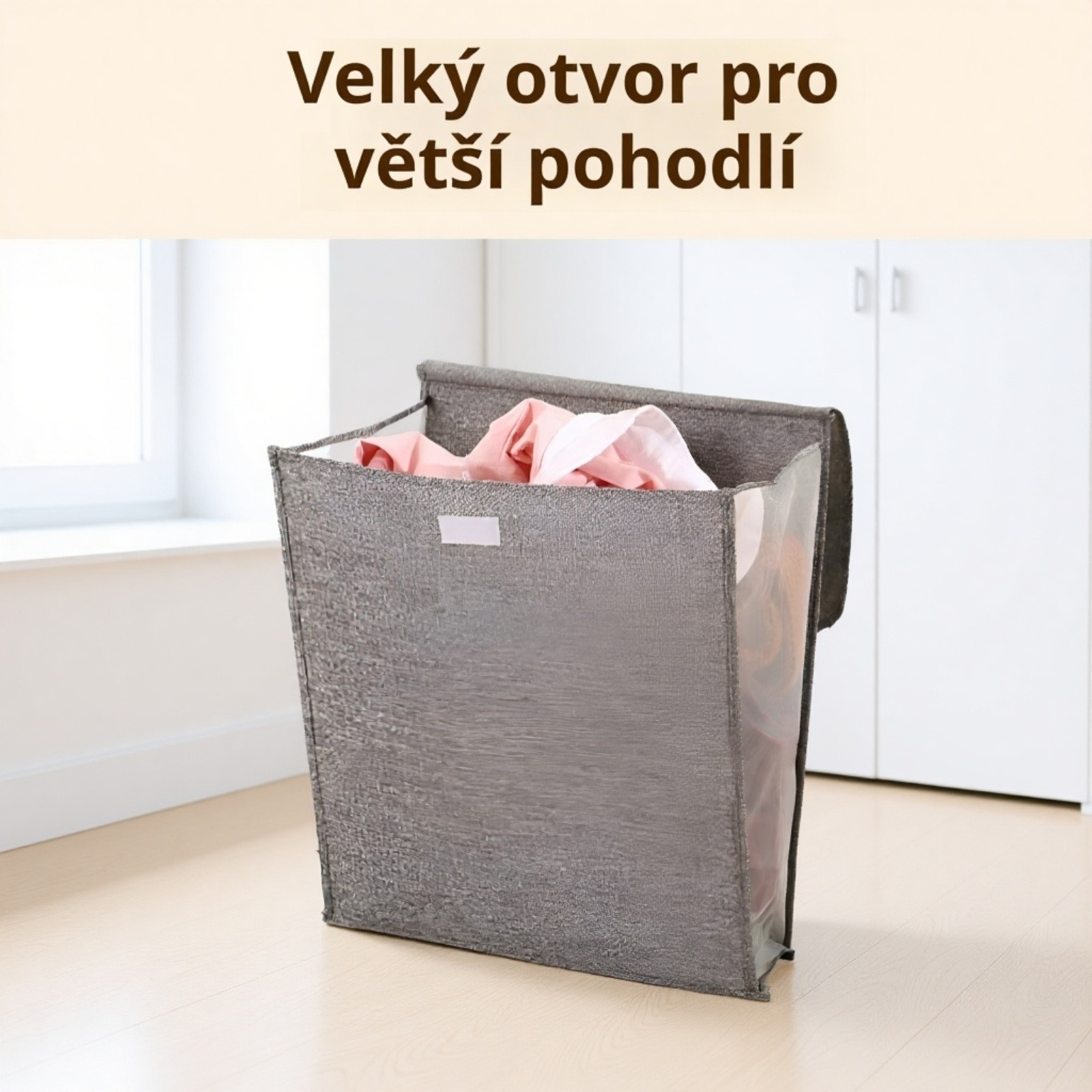 Moderní design skládacího koše na prádlo