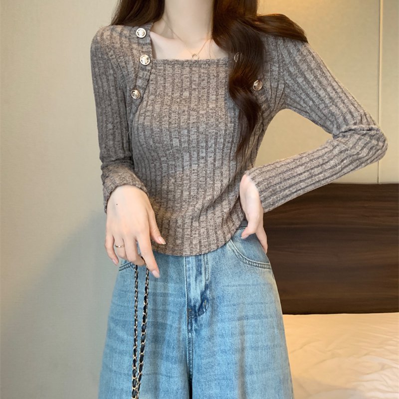 レイヤード風スクエアネックカシミヤニット