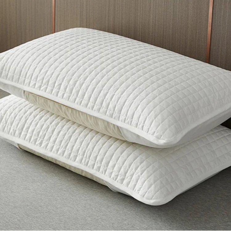 Anti-mite and anti-sweat pillow core protective isolation cover