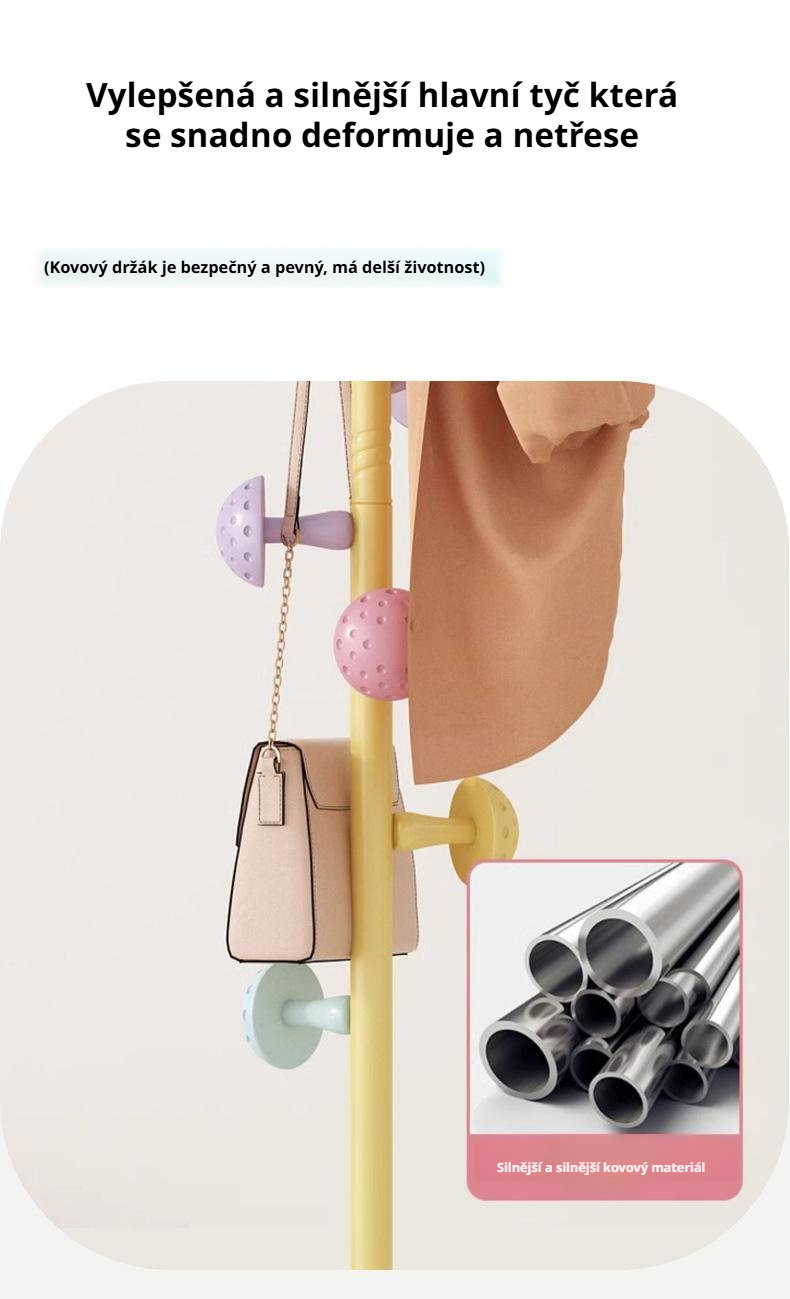 Praktický věšák na tašky a bundy do domácnosti