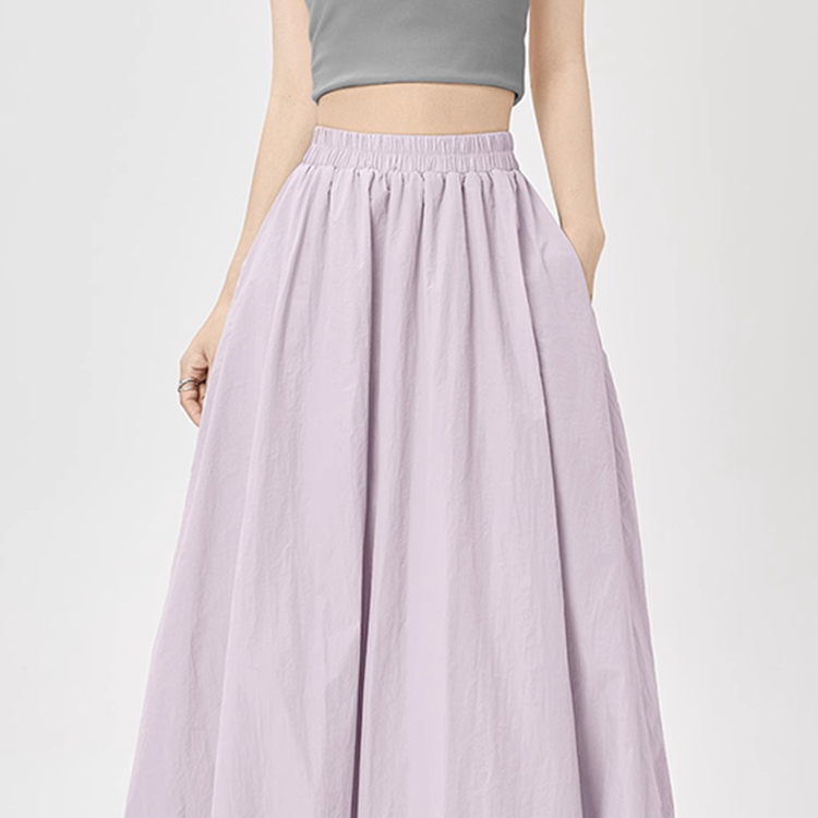 着痩せA字シルエットのロングバルーンスカート