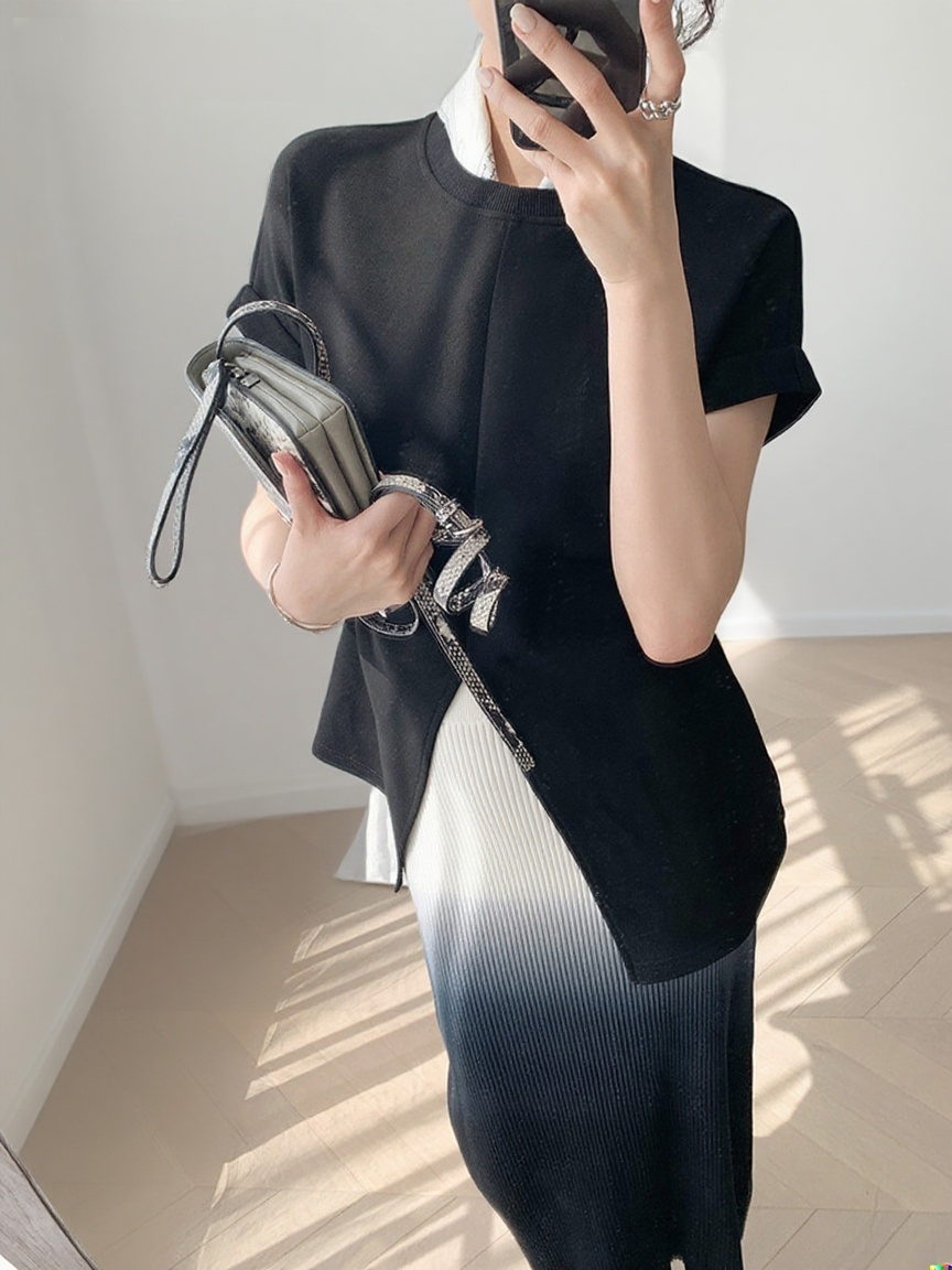 여름용 반팔 단색 여성 상의 스타일링