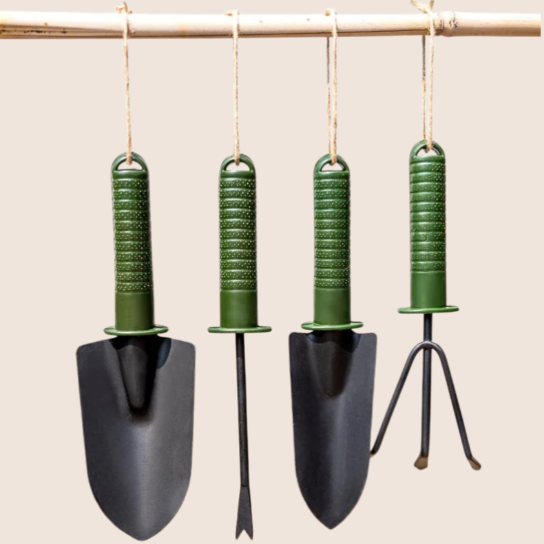 Garden multifunctional soil turning tool shovel set