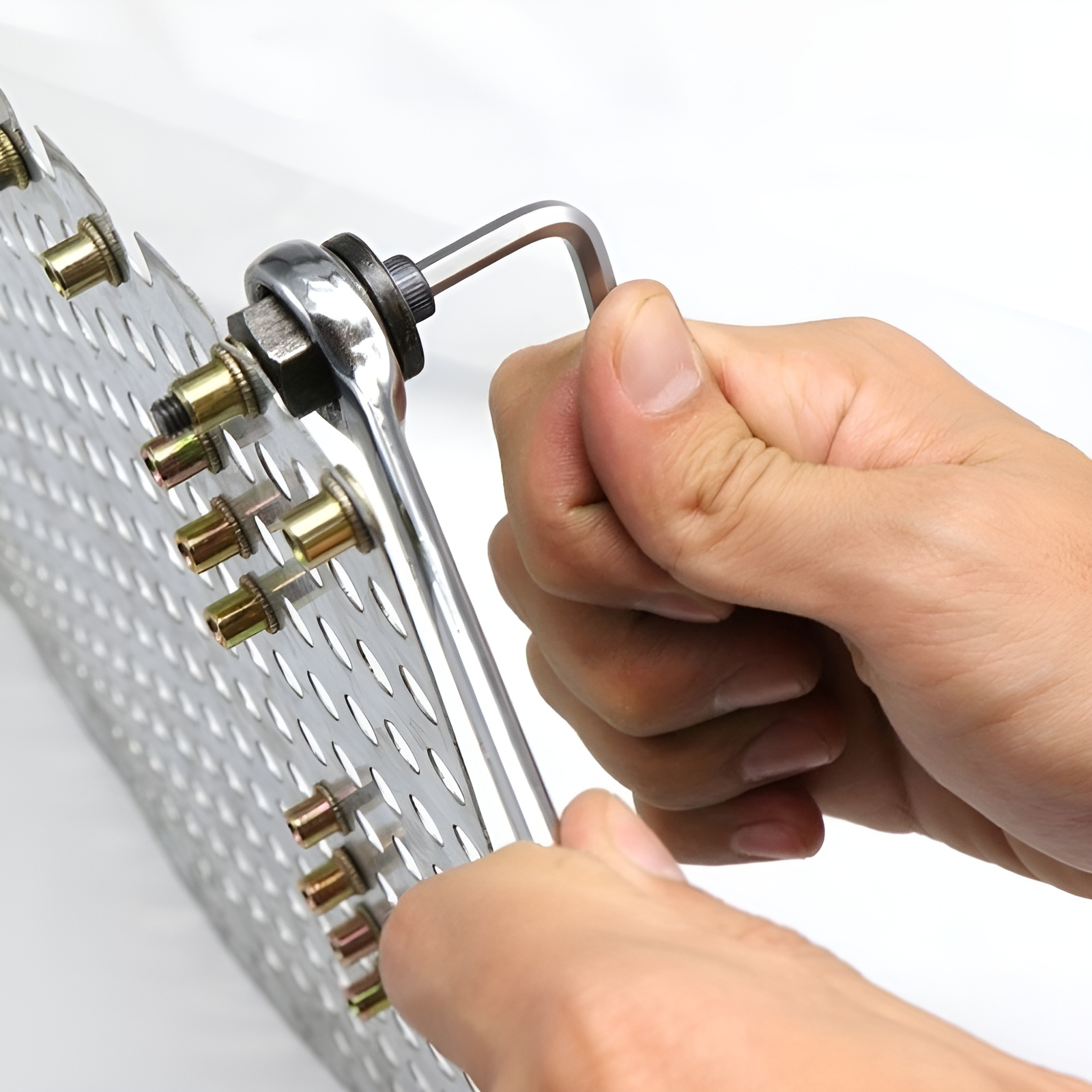 薄い鉄板用簡易手動リベットナットツール