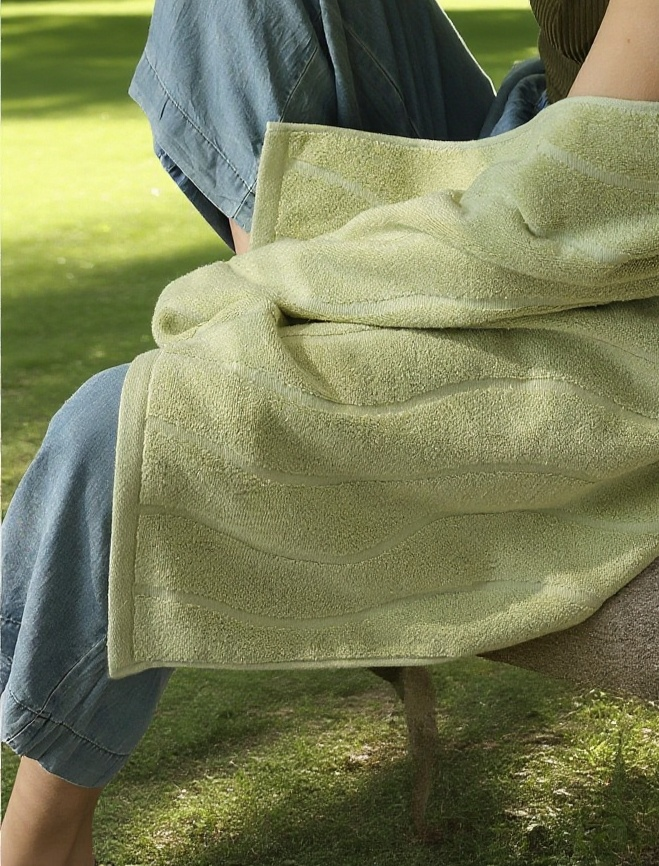 成人用純棉浴巾包裹效果