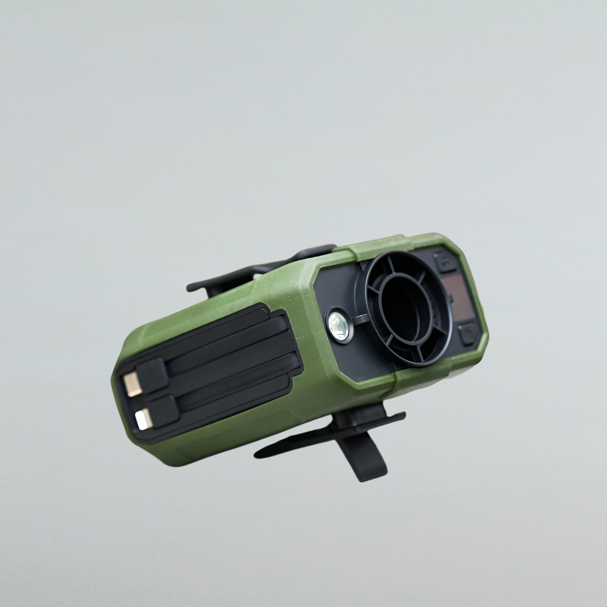 2025年新型屋外用強力高速腰掛けファン、デジタルディスプレイ、内蔵ワイヤー、充電宝物、懐中電灯、滑り止め、落下防止機能付き