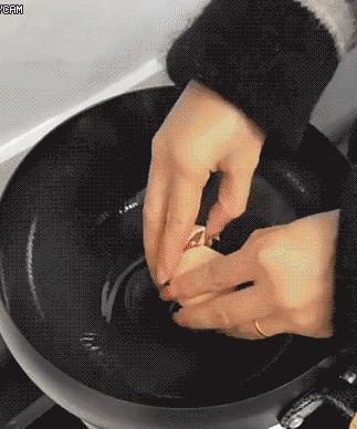 手作り鍛造の高級鉄製フライパン