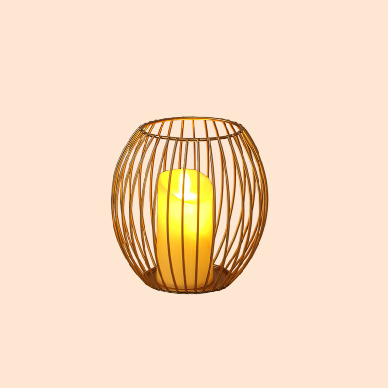 검은색 철제 촛대 장식품