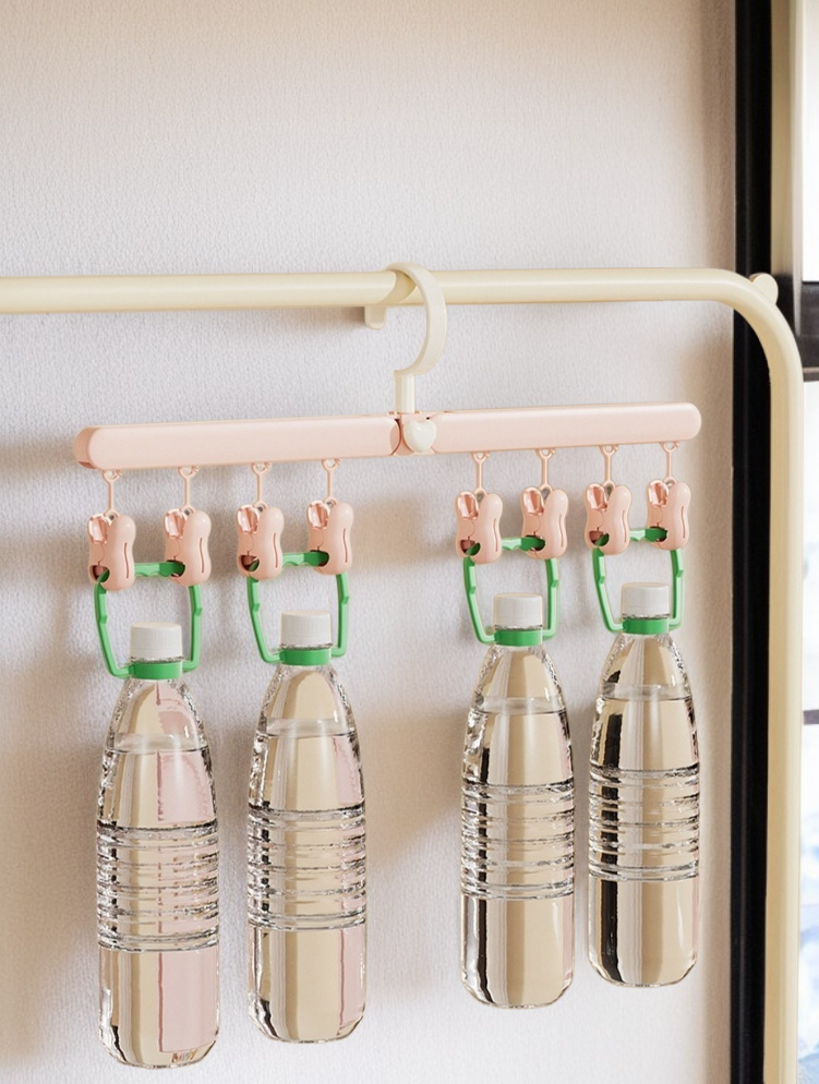 家庭でも使える折りたたみ式物干しラック