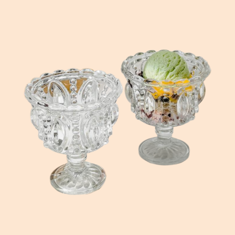 クラシックなハイステムデザインの家庭用デザートグラス