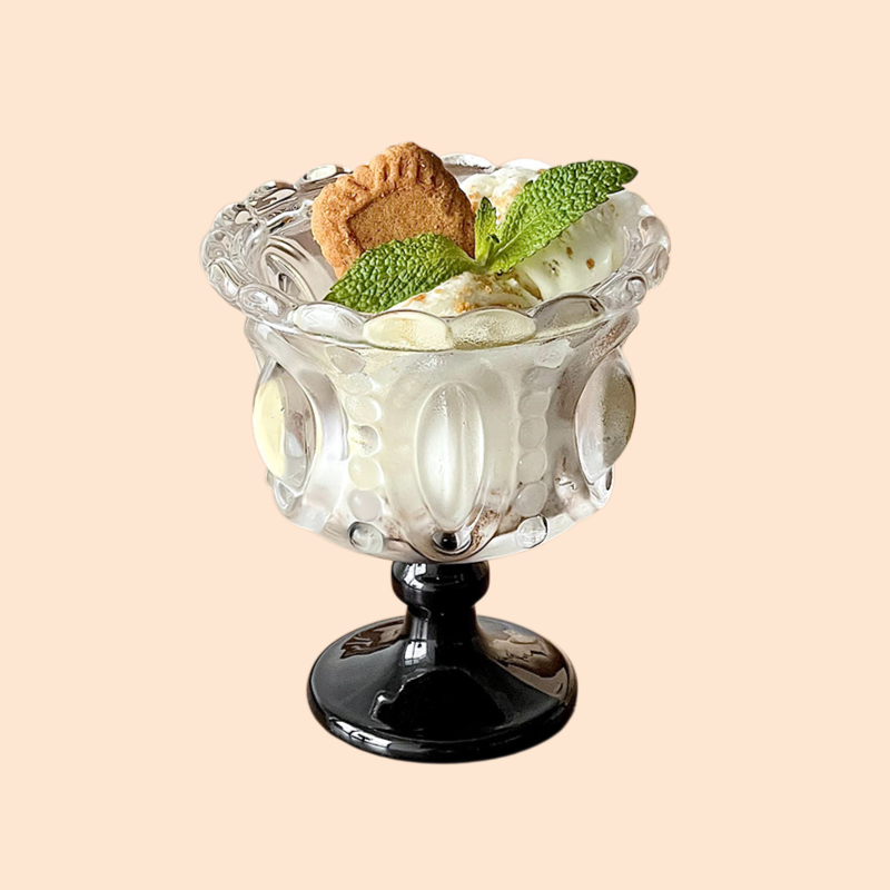 クラシックなハイステムデザインの家庭用デザートグラス