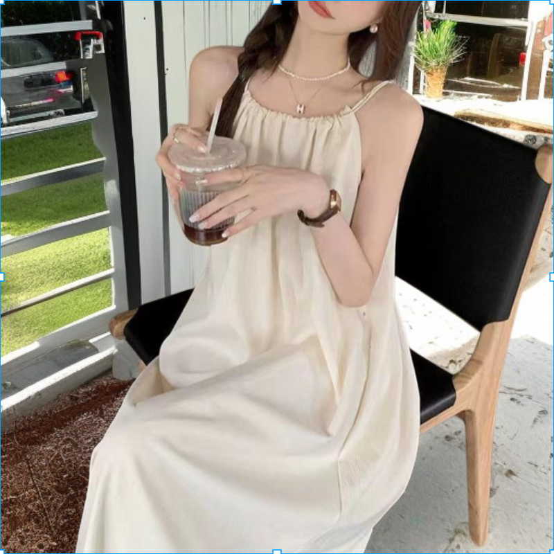 夏の新しいフランスの優しいスタイルのホルターネックのドレスは、肉を薄くニッチな怠惰なスタイルのロングスカートをカバーします