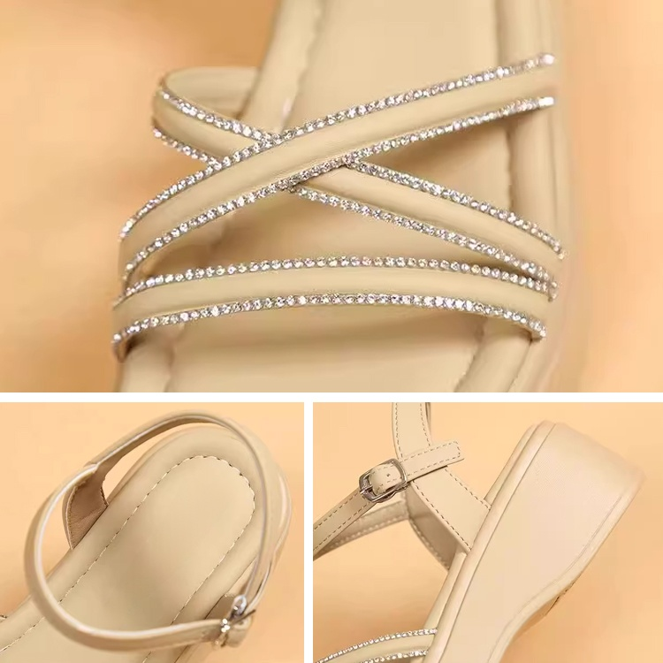 厚底ストラップサンダル