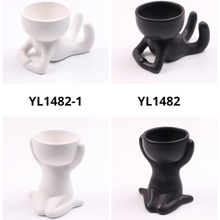 Muñeco de cerámica maceta