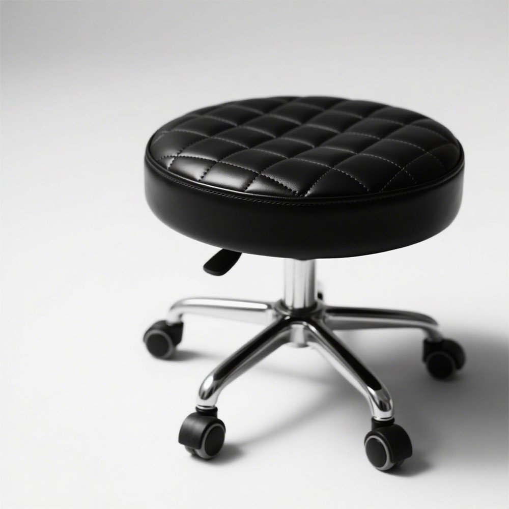 Detail ergonomického sedáku otočné židle