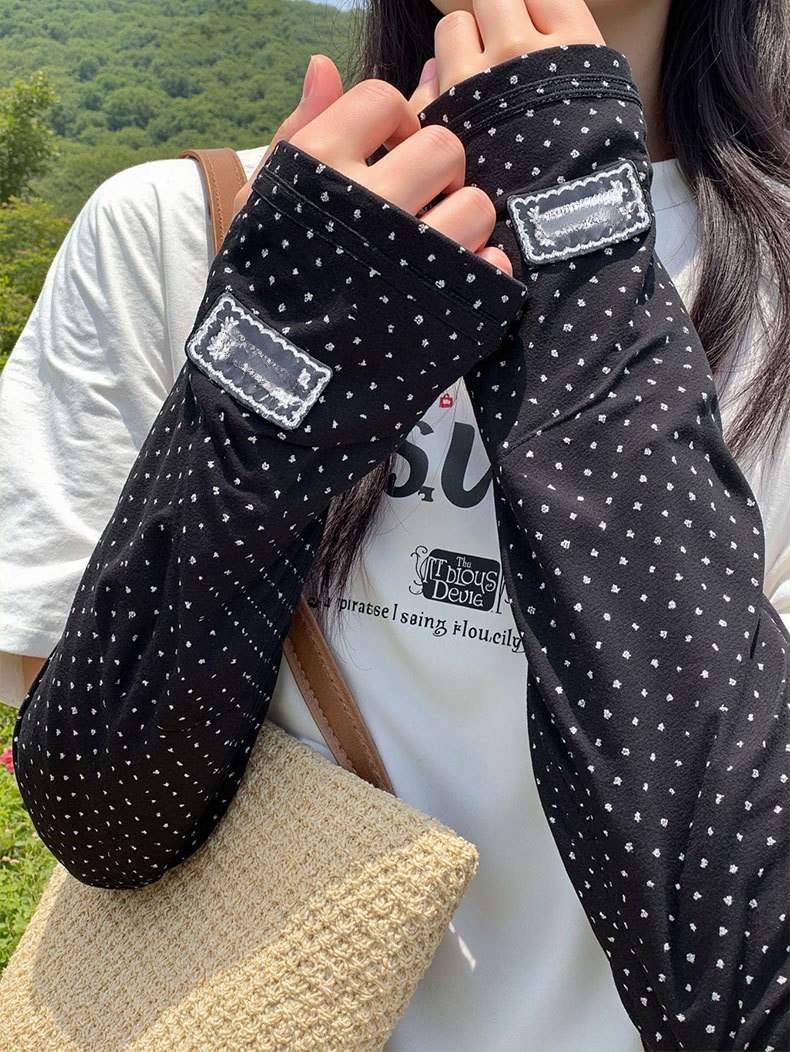 팔 피부 보호를 위한 자외선 차단 소매