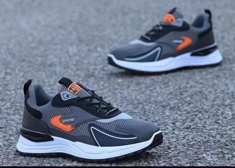 2025年新作メンズスポーツシューズ正面画像