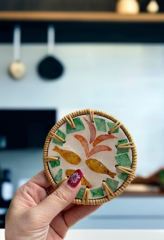 テーブル用籐断熱パッドの使用例