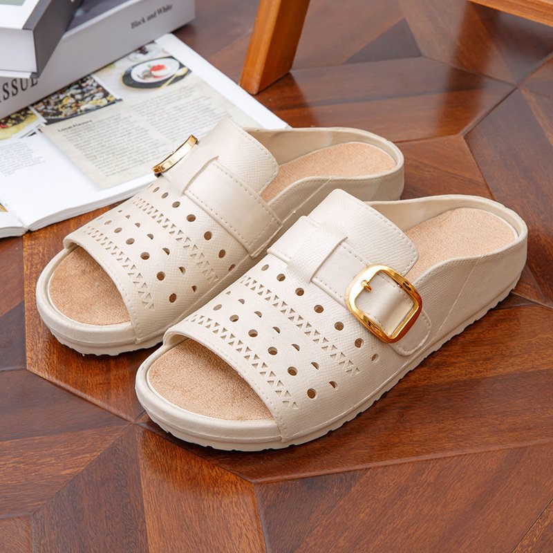 السيدات ارتداء النعال الباردة عالية القيمة