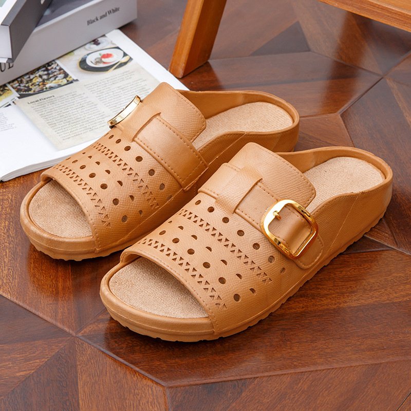 السيدات ارتداء النعال الباردة عالية القيمة