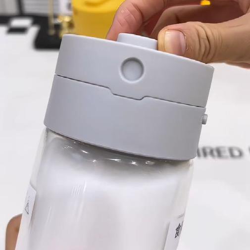 使い勝手抜群の調味料入れ