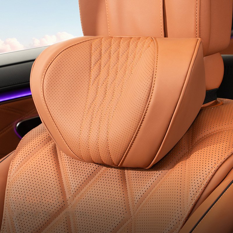 ヘッドレストとランバーサポート付きカーシート