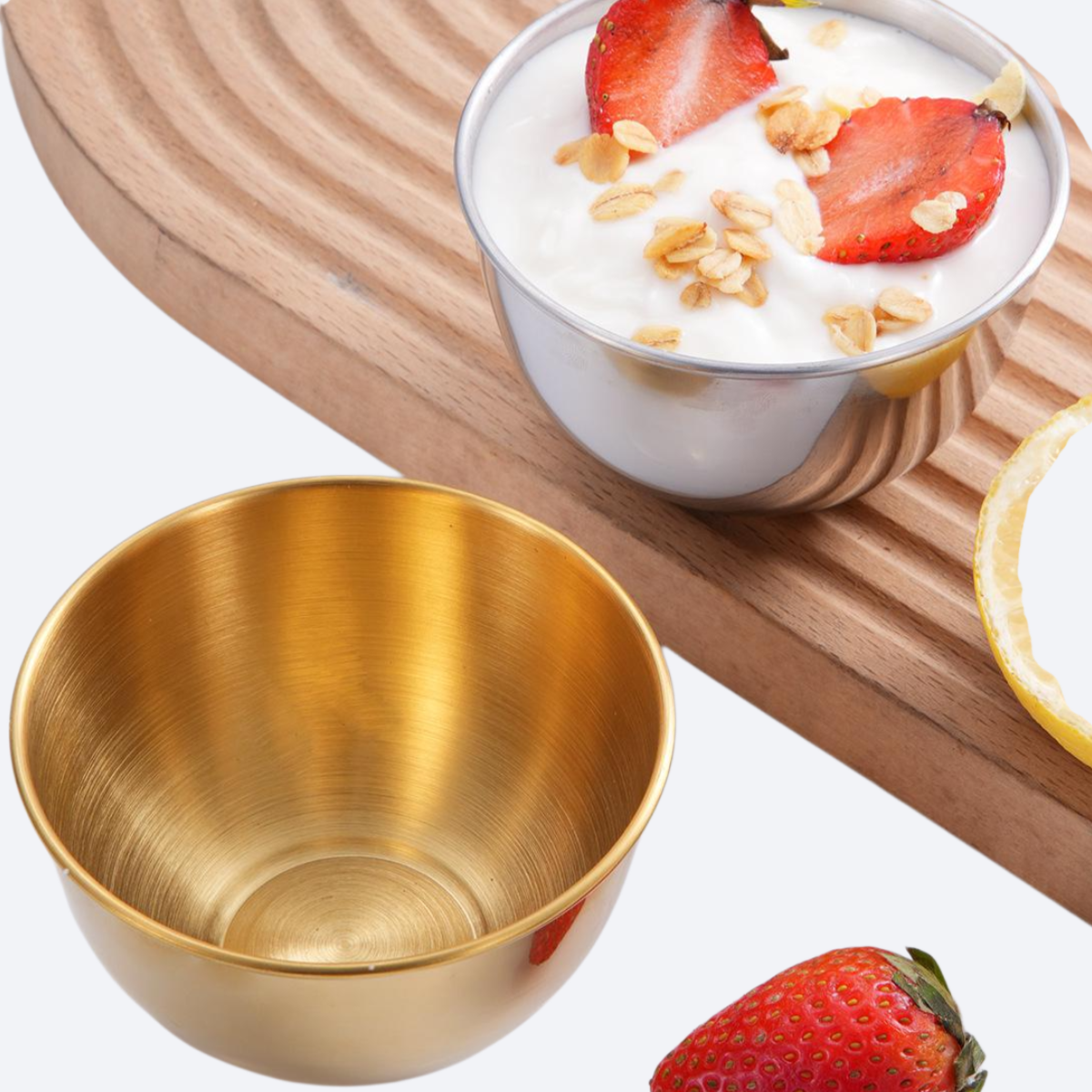 ステンレスソースで味付けしたボウル