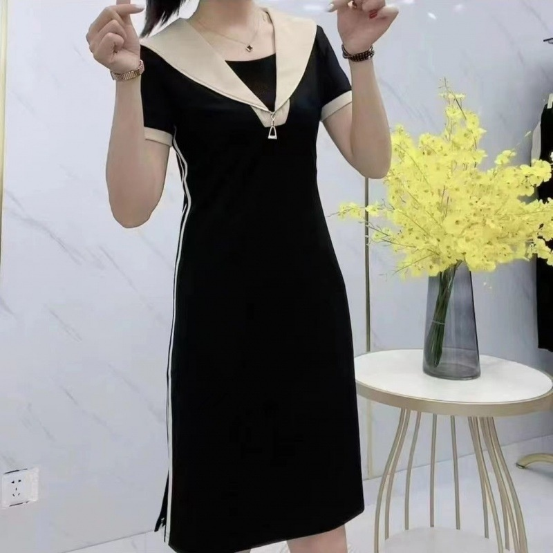 어려 보이고 날씬해 보이는 원피스