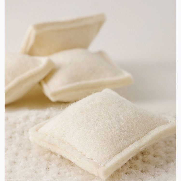 粘着ヘアクリーナー 正方形洗濯機乾燥機クリーナー 衣類用ウールボールもつれ防止乾燥機 ペット衣類クリーニングツール