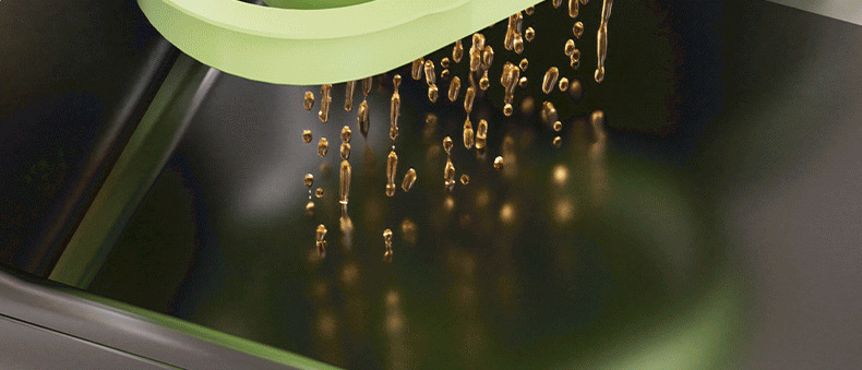 라지 사이즈로 넉넉한 수납 공간 제공 바구니