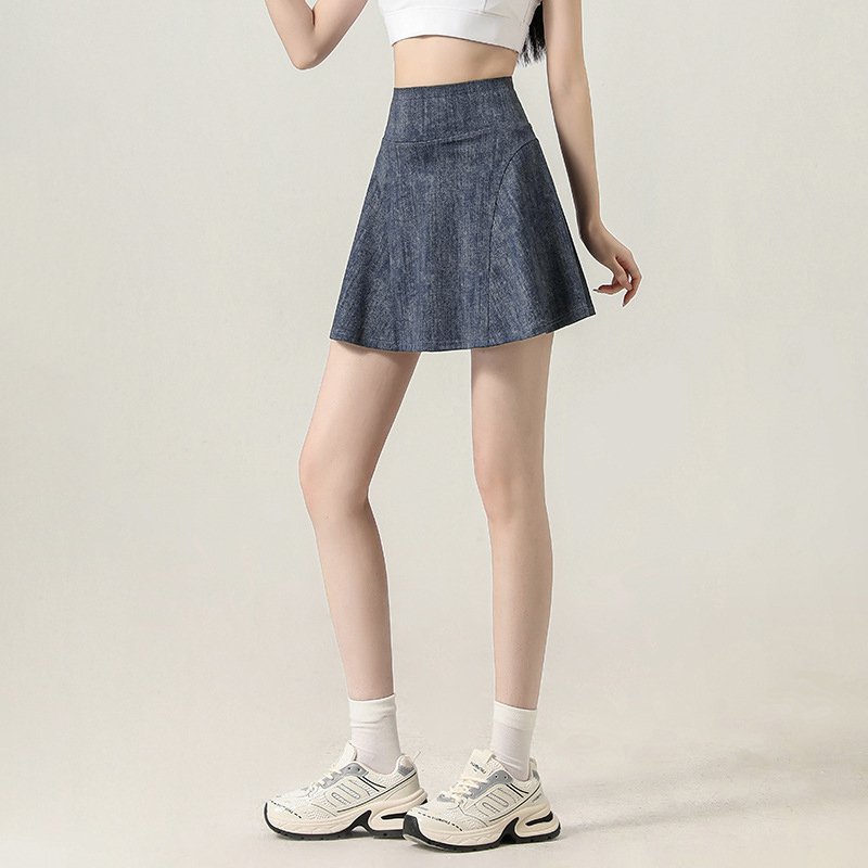 レイヤード風のスポーツスカート