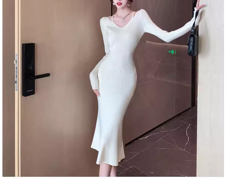 長袖レイヤード風ワンピースの素材感