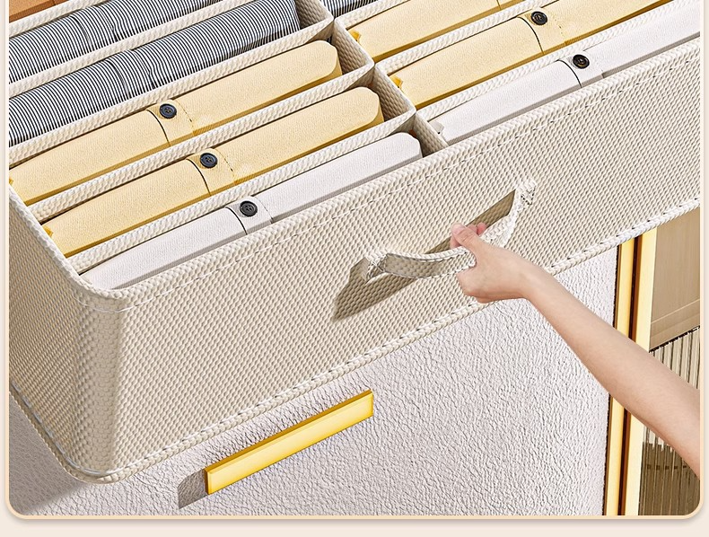 공간을 절약하는 수납함 구조